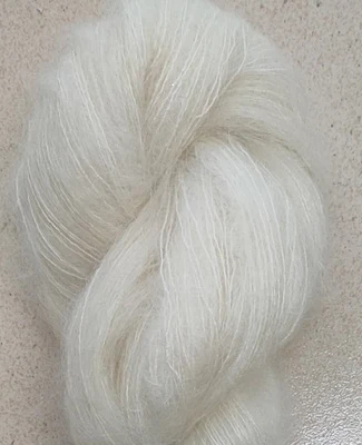 Hot Sale Kid Mohair Silk Lace Undyed Knitting Yarn for Hand Dyed